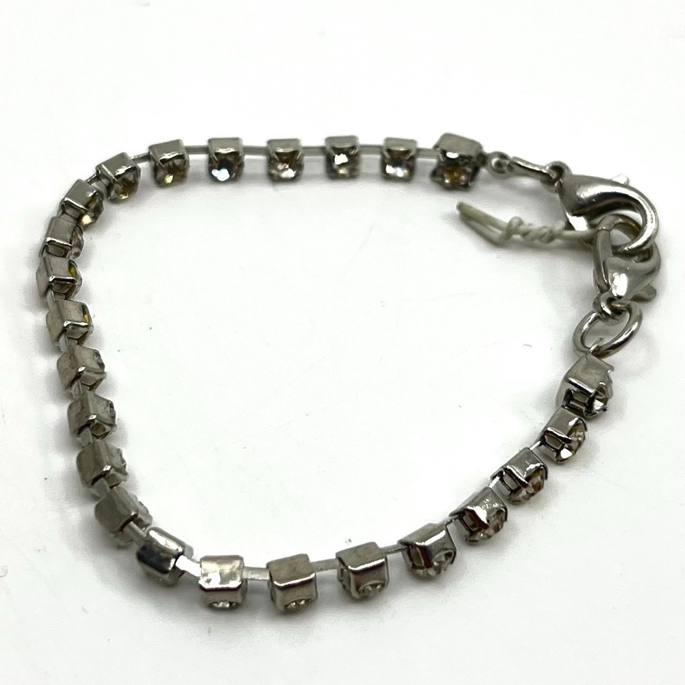 Vintage Rhinestone Tennis Bracelet Silver Tone Clear Crystal Classic Y2K‎ Retro